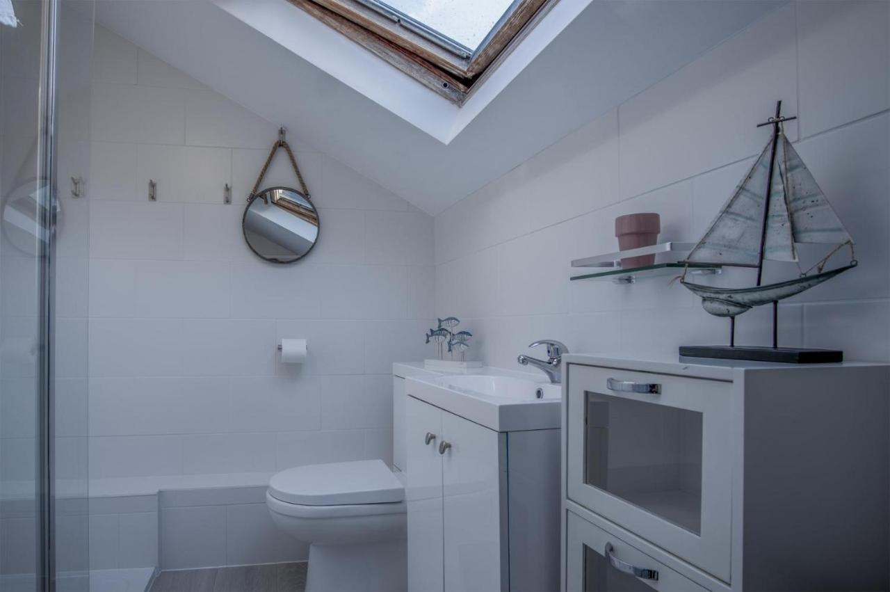 Caleb'S Cottage - 4 Bedroom Cottage - Solva Extérieur photo