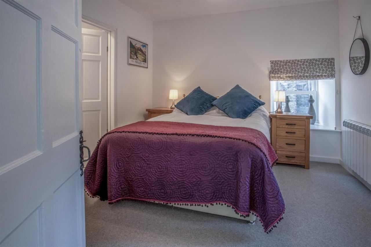 Caleb'S Cottage - 4 Bedroom Cottage - Solva Extérieur photo