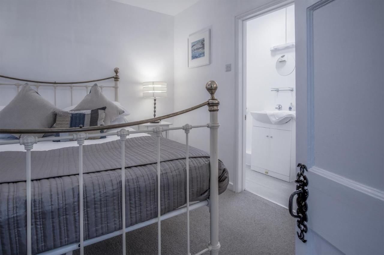 Caleb'S Cottage - 4 Bedroom Cottage - Solva Extérieur photo